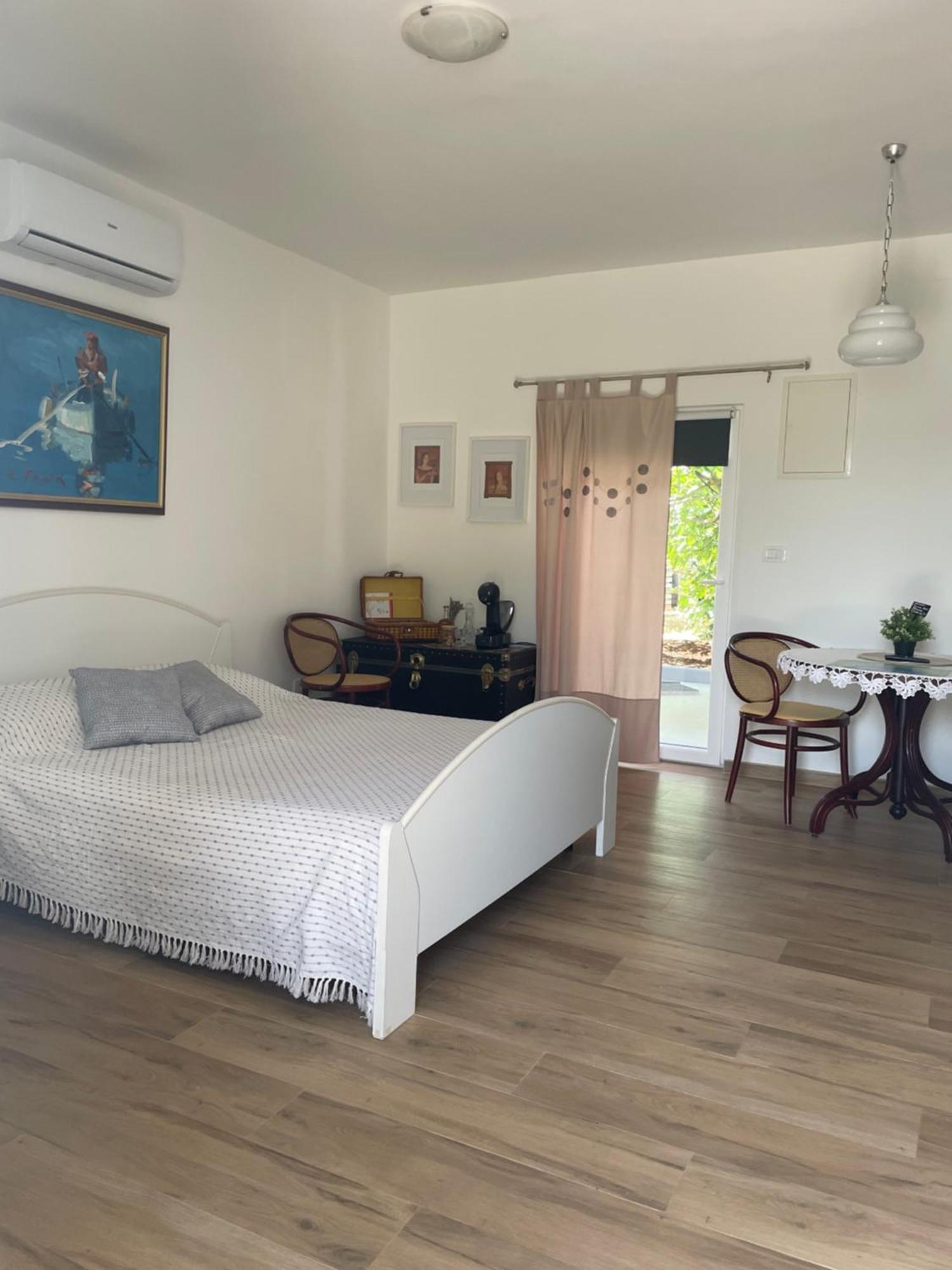 Apartmani Stellar Malinska Exterior photo